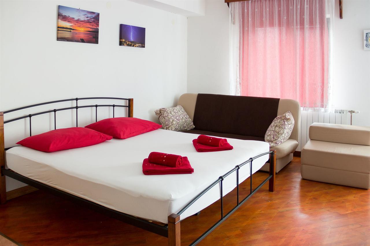 Apartments Marijana Сень Экстерьер фото